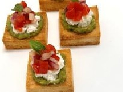 Ricotta and salsa bites